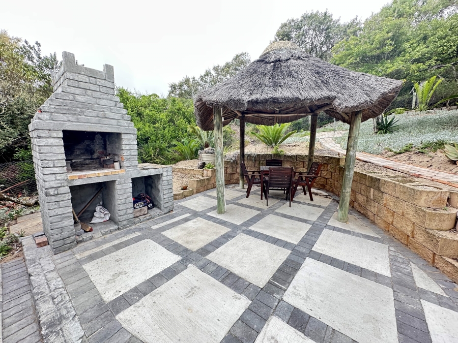 4 Bedroom Property for Sale in Cola Beach Western Cape